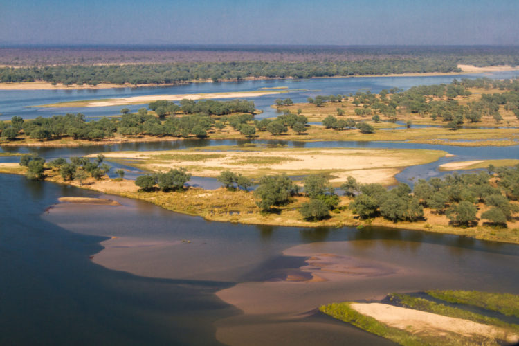 Lower Zambezi, Zambia safaris, canoeing safaris and kayaking holidays