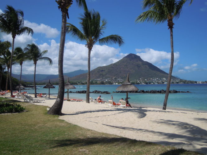 Mauritius holidays bush and beach holidays