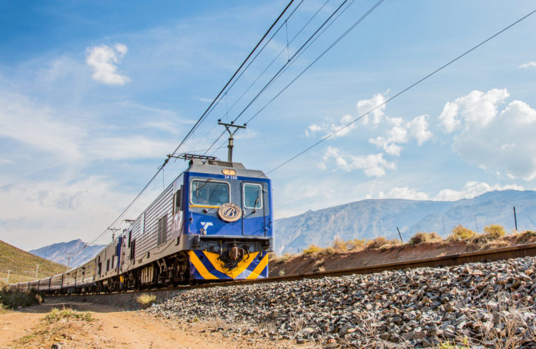 Blue Train, exterior shot, luxury train journeys in africa
