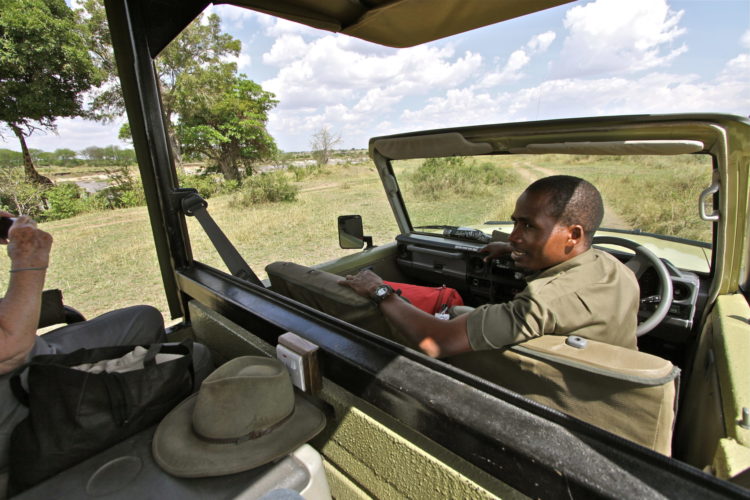 exclusive safaris in africa, private guide, vehicle