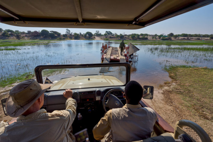 Botswana Desert and Pans Travel Guide, Botswana safari Meno A Kwena