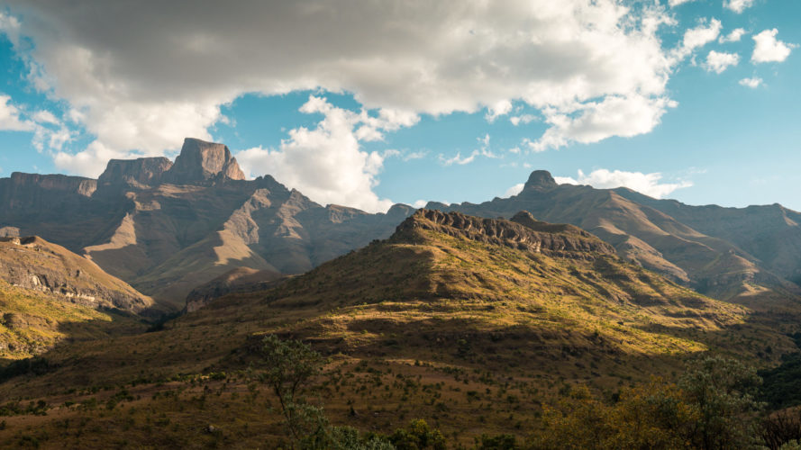 drakensberg mountains view, mountain climbing in africa