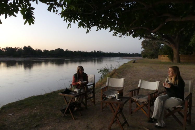 Zambia Travel Guide, safaris in Zambia, Southern Africa safari, African Wildlife tours, wildlife safaris in southern africa, Zambia, Victoria Falls, Family safari holiday packages from Australia