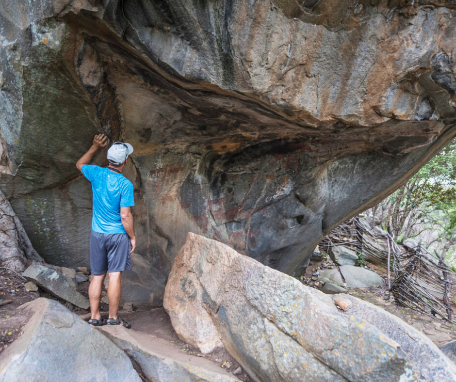 Nsangwini cave shelter rock paintings eswatini