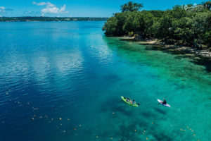 vanuatu-resort-aore-island-resort-activities-kayaking