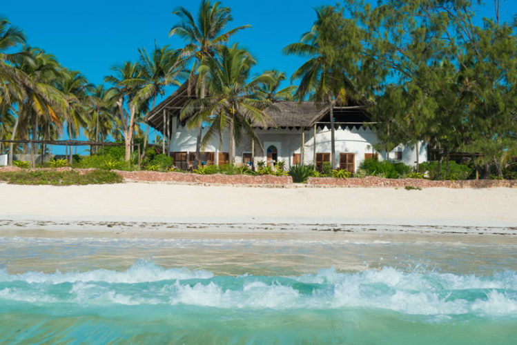 Zanzibar-Retreats-michamvi-beach-house-exterior-beach