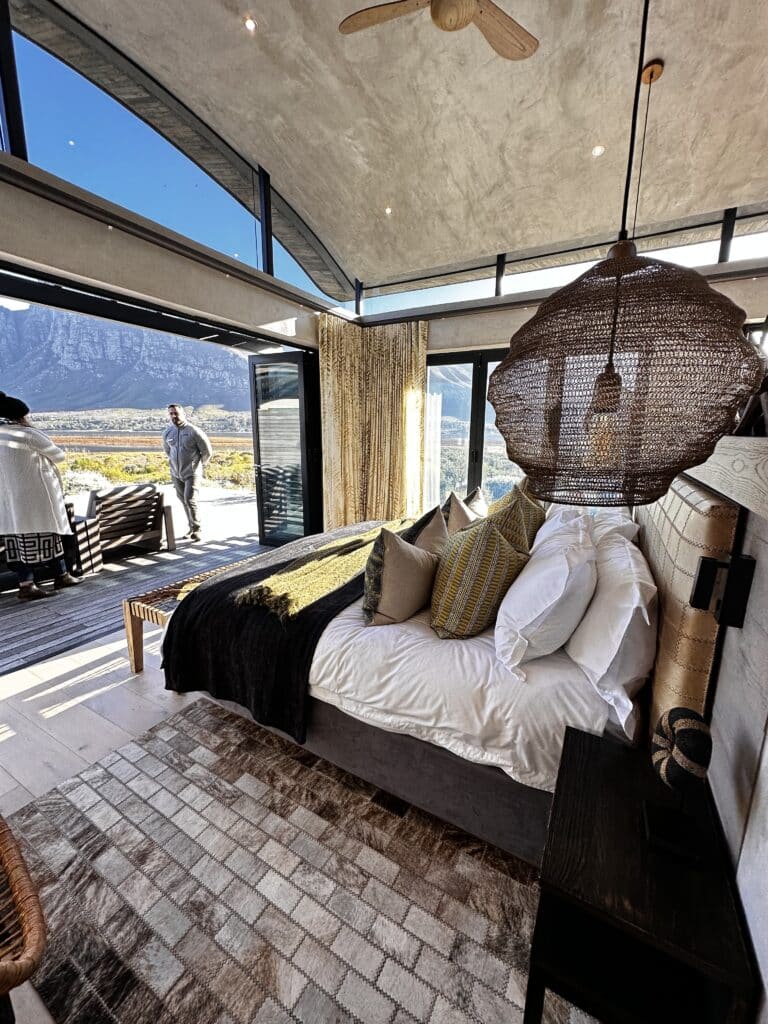 Perivoli Lagoon House