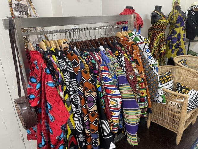 Johannesburg tour as part of walk to fabric market caraci sebo create your own fashion in johannesburg